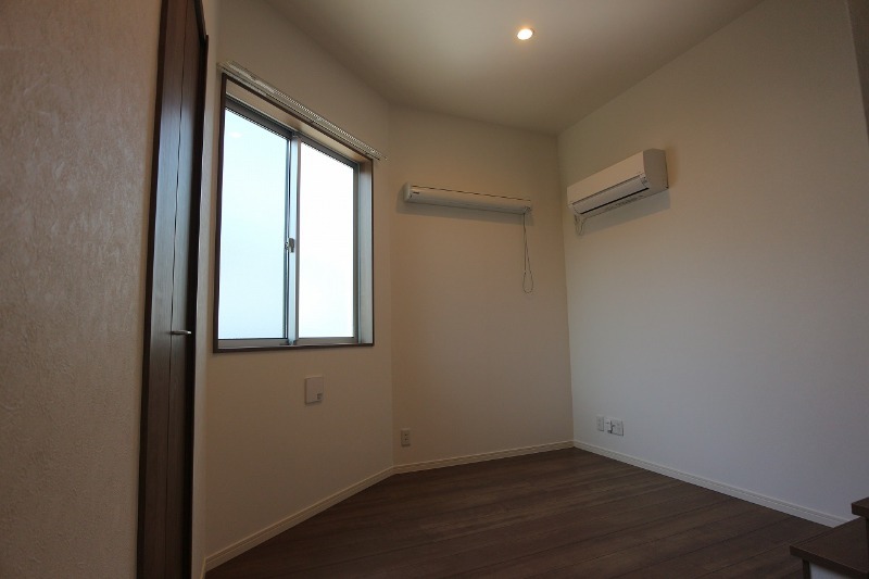 ��ʌ��z�J�s�厚��[�̃A�p�[�g�̂��̑��ݔ�