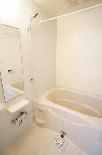 ��ʌ�����s�厚���̃A�p�[�g�̃o�X