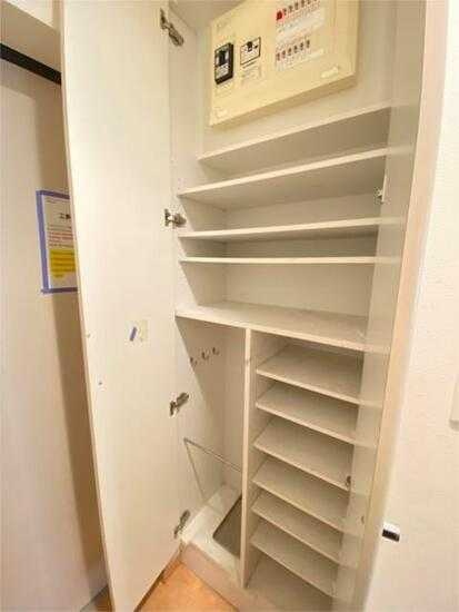 ��ʌ��������܎s�Y�a���ՂP���ڂ̃}���V�����̂��̑��ݔ�