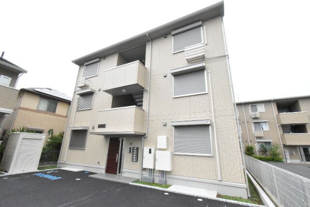 ��ʌ��z�J�s����������11-36�̃A�p�[�g�̌����O��