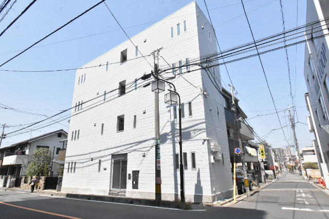 ��ʌ��������܎s�Y�a���ՂQ���ڂ̃}���V�����̌����O��