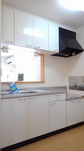 ��ʌ��������܎s��΋�{���Q���ڂ̃A�p�[�g�̃L�b�`��