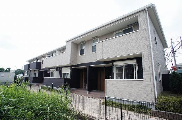 ��ʌ�����s�厚���s���̃A�p�[�g�̌����O��