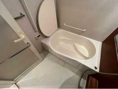 ��ʌ��z�J�s���C�N�^�E���W���ڂ̃}���V�����̃o�X