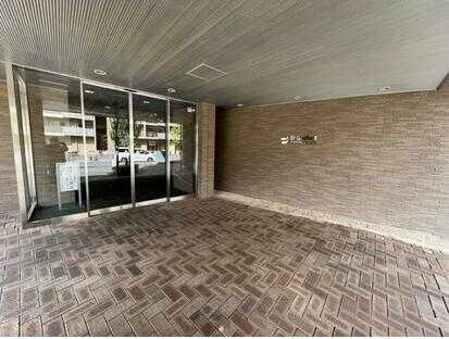 ��ʌ��z�J�s���C�N�^�E���W���ڂ̃}���V�����̃G���g�����X