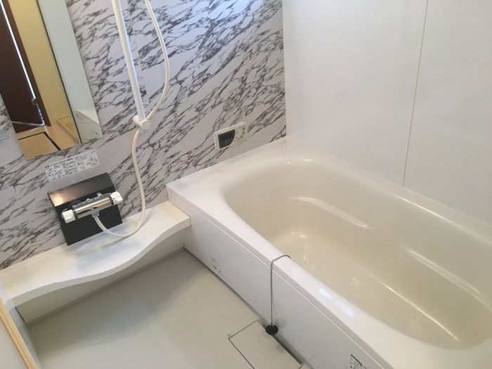 ��ʌ��������܎s�k��g�쒬�P���ڂ̃A�p�[�g�̃o�X