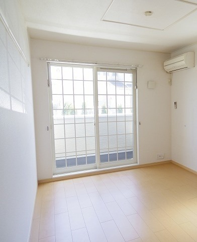 ��ʌ�����s�厚���s�̉Ƃ̃A�p�[�g�̂��̑������E�X�y�[�X