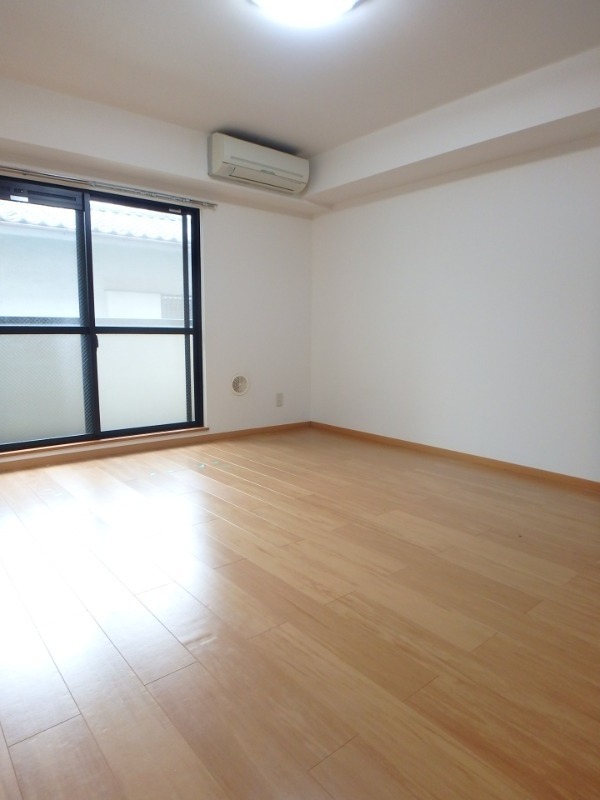 ��ʌ��������܎s��������R���ڂ̃}���V�����̋��ԁE���r���O