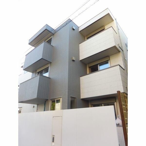 ��ʌ��������܎s�Y�a��̉ƂV���ڂ̃}���V�����̌����O��