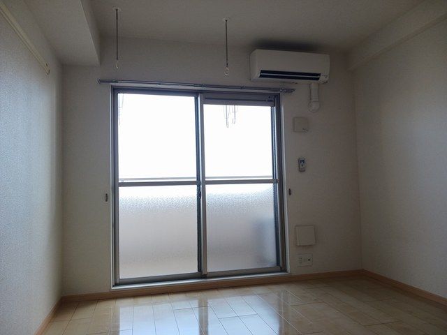 ��ʌ��t�����s���Ǔ��R���ڂ̃}���V�����̋��ԁE���r���O