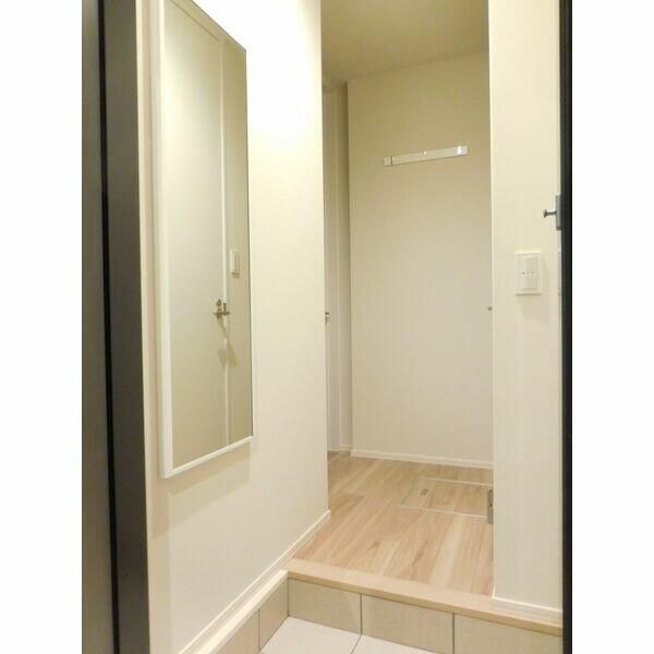 ��ʌ��������܎s�Y�a��̉ƂV���ڂ̃}���V�����̌���