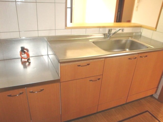 ��ʌ��������܎s��΋�厚���͂̃A�p�[�g�̃L�b�`��