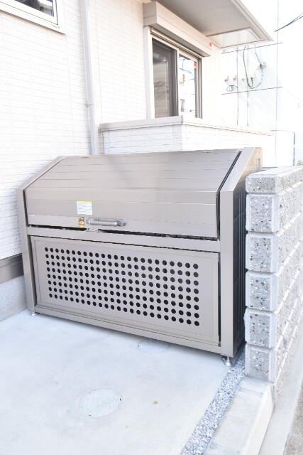 ��ʌ��������܎s��{��听���R���ڂ̃A�p�[�g�̂��̑�