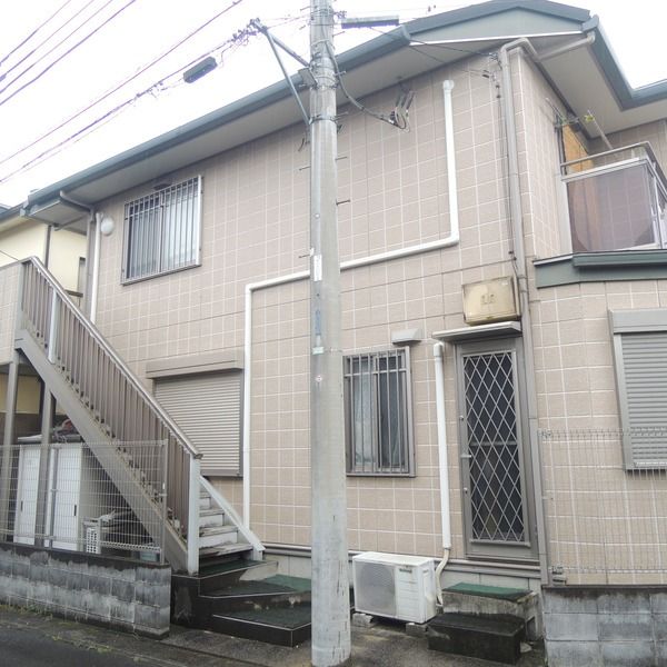 ��ʌ��߃����s�厚�ܖ����J�̃A�p�[�g�̌����O��