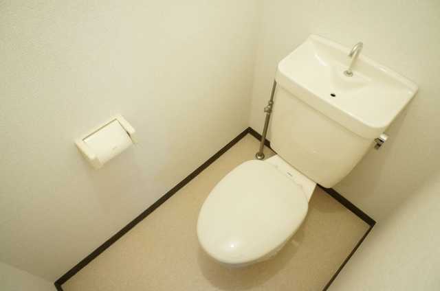 ��ʌ��������܎s�΋�厚�����̃A�p�[�g�̃g�C��