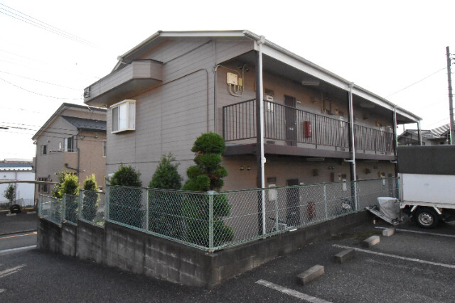 ��ʌ��������܎s�΋�厚�����̃A�p�[�g�̃G���g�����X