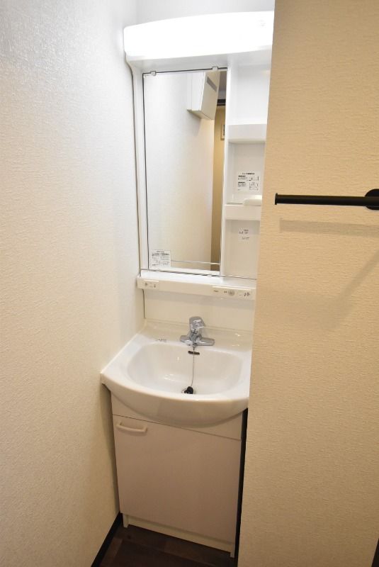 ��ʌ��������܎s����厚�y���̃A�p�[�g�̐��ʏ�