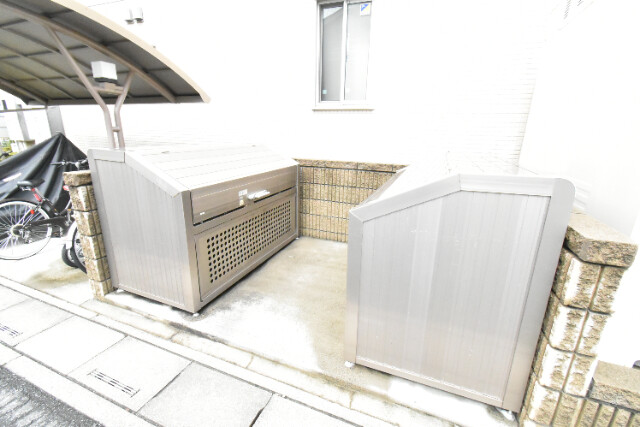 ��ʌ��������܎s�΋�����U���ڂ̃A�p�[�g�̂��̑�