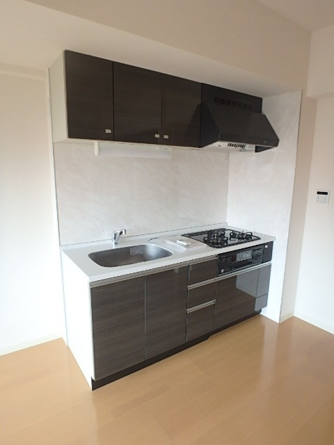 ��ʌ��������܎s�k��y�C���Q���ڂ̃}���V�����̃L�b�`��