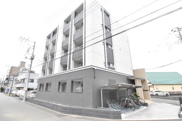 ��ʌ��������܎s�k��y�C���P���ڂ̃}���V�����̌����O��