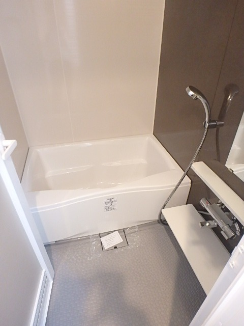 ��ʌ��������܎s�k��y�C���Q���ڂ̃}���V�����̃o�X