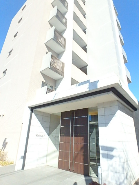 ��ʌ��������܎s�k��y�C���Q���ڂ̃}���V�����̃G���g�����X