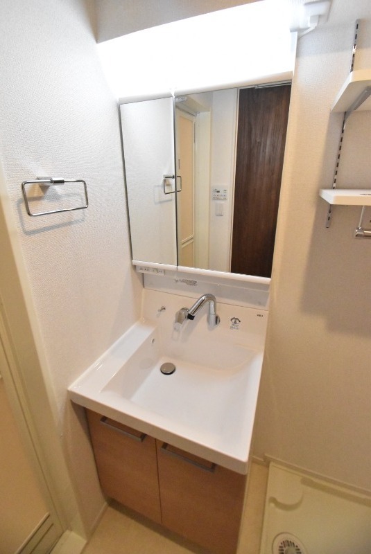 ��ʌ��������܎s�k��y�C���P���ڂ̃}���V�����̐��ʏ�