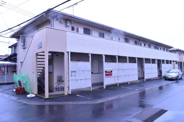 ��ʌ��������܎s��΋���؂P���ڂ̃A�p�[�g�̒��ԏ�