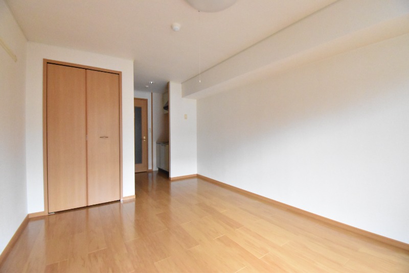 ��ʌ��z�J�s�{�{���Q���ڂ̃}���V�����̋��ԁE���r���O