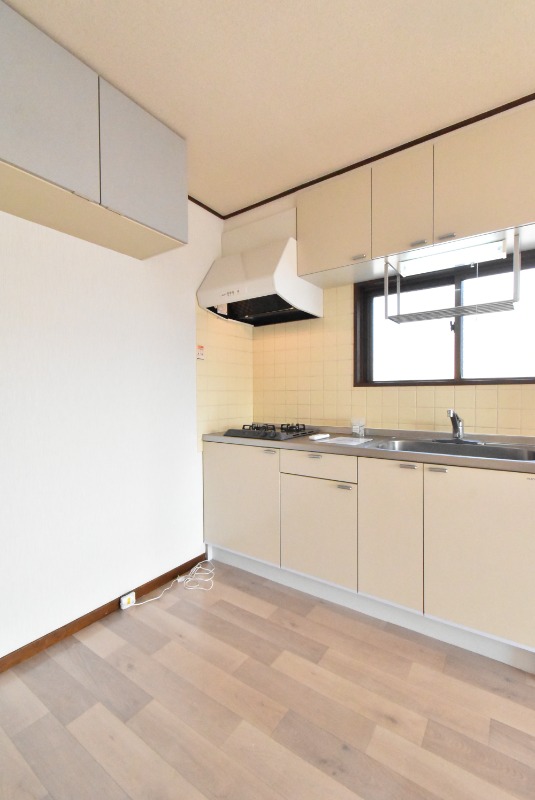 ��ʌ�����s�k����P���ڂ̃}���V�����̃L�b�`��