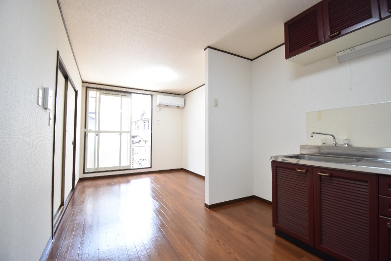 ��ʌ��������܎s����O���U���ڂ̃A�p�[�g�̋��ԁE���r���O