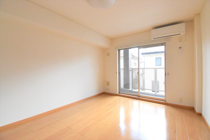 ��ʌ��z�J�s�{�{���Q���ڂ̃}���V�����̂��̑������E�X�y�[�X