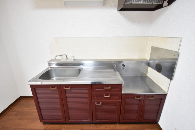 ��ʌ��������܎s����O���U���ڂ̃A�p�[�g�̃L�b�`��