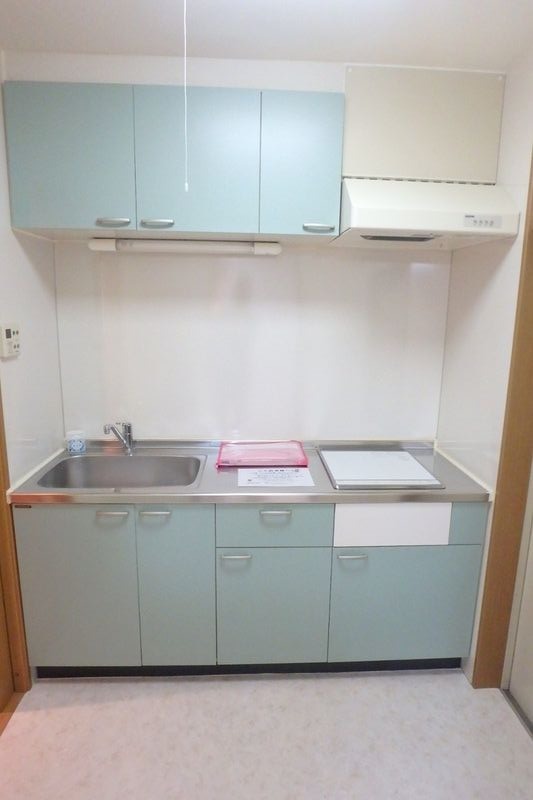 ��ʌ��������܎s��{��O���R���ڂ̃}���V�����̃L�b�`��