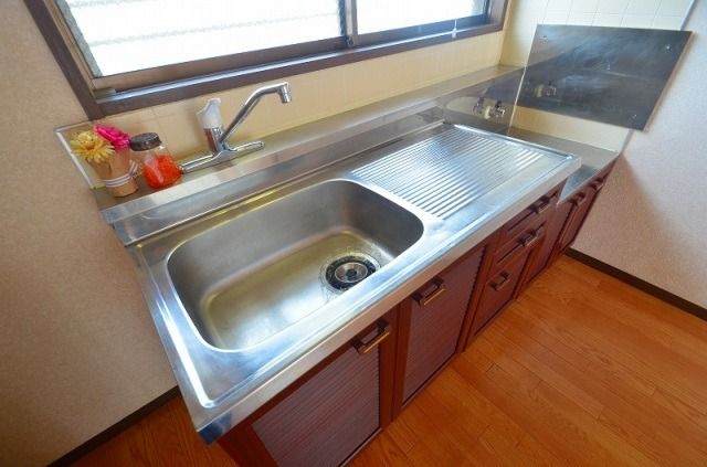 ��ʌ��@�c�s����R���ڂ̃A�p�[�g�̂��̑��ݔ�