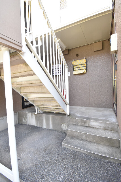 ��ʌ��������܎s�����攪���q�S���ڂ̃A�p�[�g�̃G���g�����X