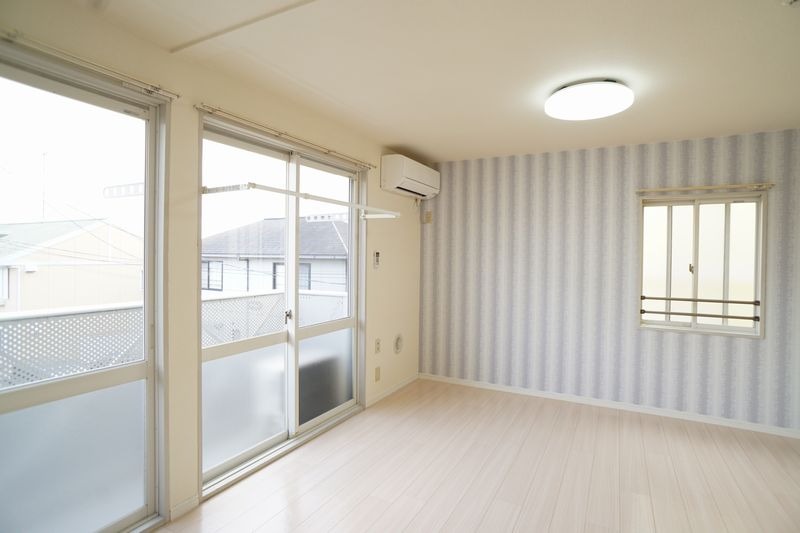 ��ʌ��������܎s������厚�쒆��̃A�p�[�g�̐Q��