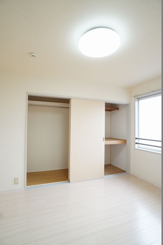 ��ʌ��������܎s������厚�쒆��̃A�p�[�g�̎��[