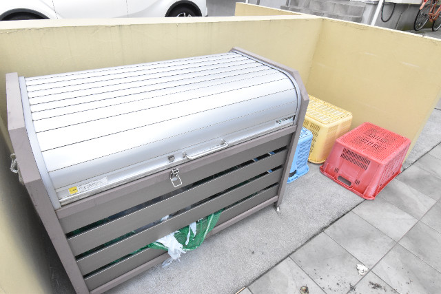 ��ʌ��z�J�s���C�N�^�E���U���ڂ̃A�p�[�g�̂��̑�