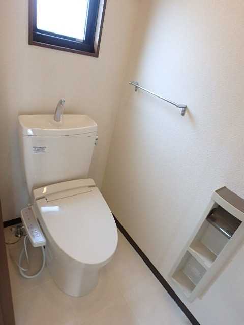 ��ʌ��������܎s������厚�쒆��̃e���X�n�E�X�̃g�C��