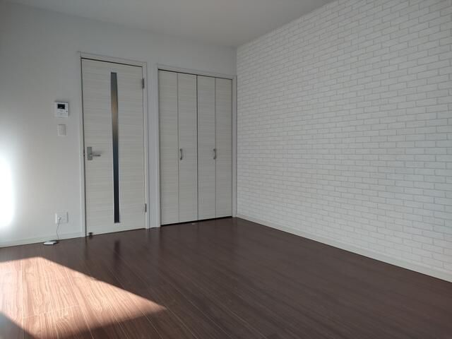 ��ʌ��k�����S�ɓޒ��{���Q���ڂ̃A�p�[�g�̂��̑������E�X�y�[�X