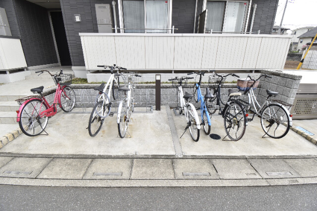 ��ʌ��������܎s���搼��{�P���ڂ̃A�p�[�g�̂��̑�