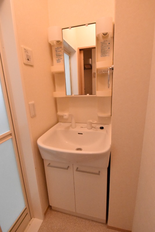 ��ʌ��z�J�s�{�{���P���ڂ̃A�p�[�g�̐��ʏ�