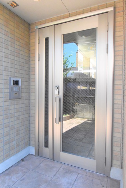 ��ʌ��z�J�s�{�{���P���ڂ̃A�p�[�g�̃G���g�����X