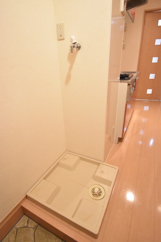 ��ʌ��z�J�s�{�{���P���ڂ̃A�p�[�g�̂��̑�