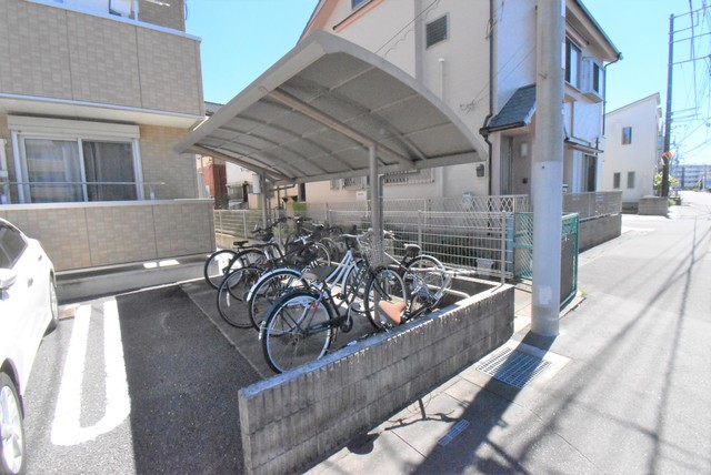 ��ʌ��z�J�s�{�{���P���ڂ̃A�p�[�g�̂��̑�