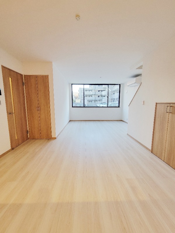 ��ʌ��������܎s��{��x�̓����P���ڂ̈�ˌ��Ă̋����E���r���O