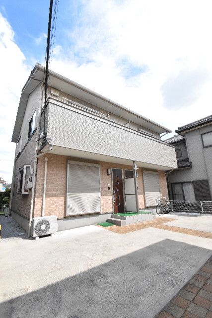 ��ʌ��������܎s�΋�厚�����̃e���X�n�E�X�̌����O��