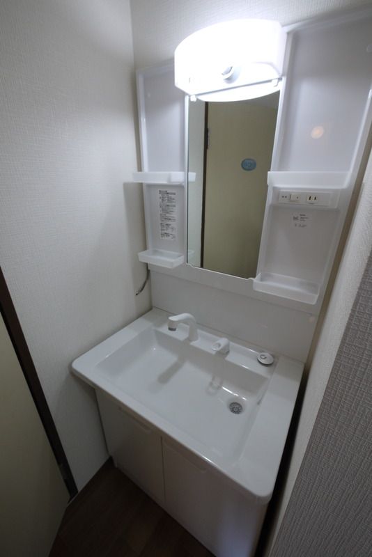 ��ʌ��������܎s�������˂U���ڂ̃A�p�[�g�̐��ʏ�