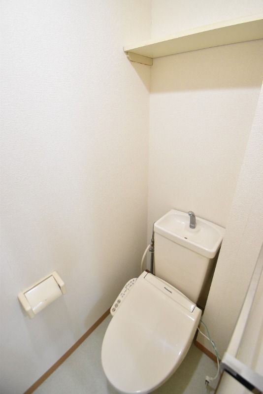 ��ʌ�����s������P���ڂ̃}���V�����̃g�C��